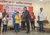 बालरंगभूमी परिषदेतर्फे आम्ही नाटक करीत आहोत सादरीकरण संपन्न ; परिषदेचे उपाध्यक्ष प्राचार्य डॉ. हसन इनामदार  व  कोषाध्यक्ष विनोद आघाव यांच्या हस्ते कलाकारांचा सत्कार करण्यात आला 