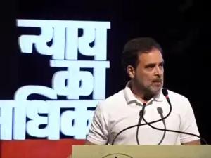 “हरियाणात २५ लाख मते चोरले, बिहारमध्येही तेच घडेल…” ; राहुल गांधींच्या ‘हायड्रोजन बॉम्ब’बद्दलचे महत्त्वाचे मुद्दे, वाचा