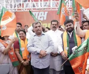 कल्याण मध्ये शेवटच्या दिवशी  भाजपच्या रॅलीत  स्फोट तर लातूर जिल्ह्यात निवडणूक जिंकलेल्या नगरसेविकेची  जीवनाच्या लढाईत हार ; अचानक झालेल्या निधनामुळे नागरिकांमध्ये हळहळ......