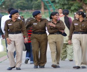 खबरदार......गणवेशात व्हीडीओ पोस्ट केल्यास..... मुंबई पोलिस दलाने एक महत्त्वाचा आणि कडक निर्णय घेतला आहे. 