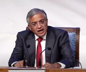  पश्चिम बंगाल, तामिळनाडू, केरळम, आसाम या चार राज्यांसह पुद्दुचेरी या केंद्रशासित प्रदेशातील विधानसभा निवडणुकांची घोषणा ; वाचा कोणत्या तारखेला कोठे होणार निवडणूक 