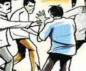 पोलिसच बनले पोलिसांचे वैरी!:गुप्तधनाच्या तपासादरम्यान अकोला पोलिसांचा बुलढाणा पोलिसांवर हल्ला, गुन्हा दाखल